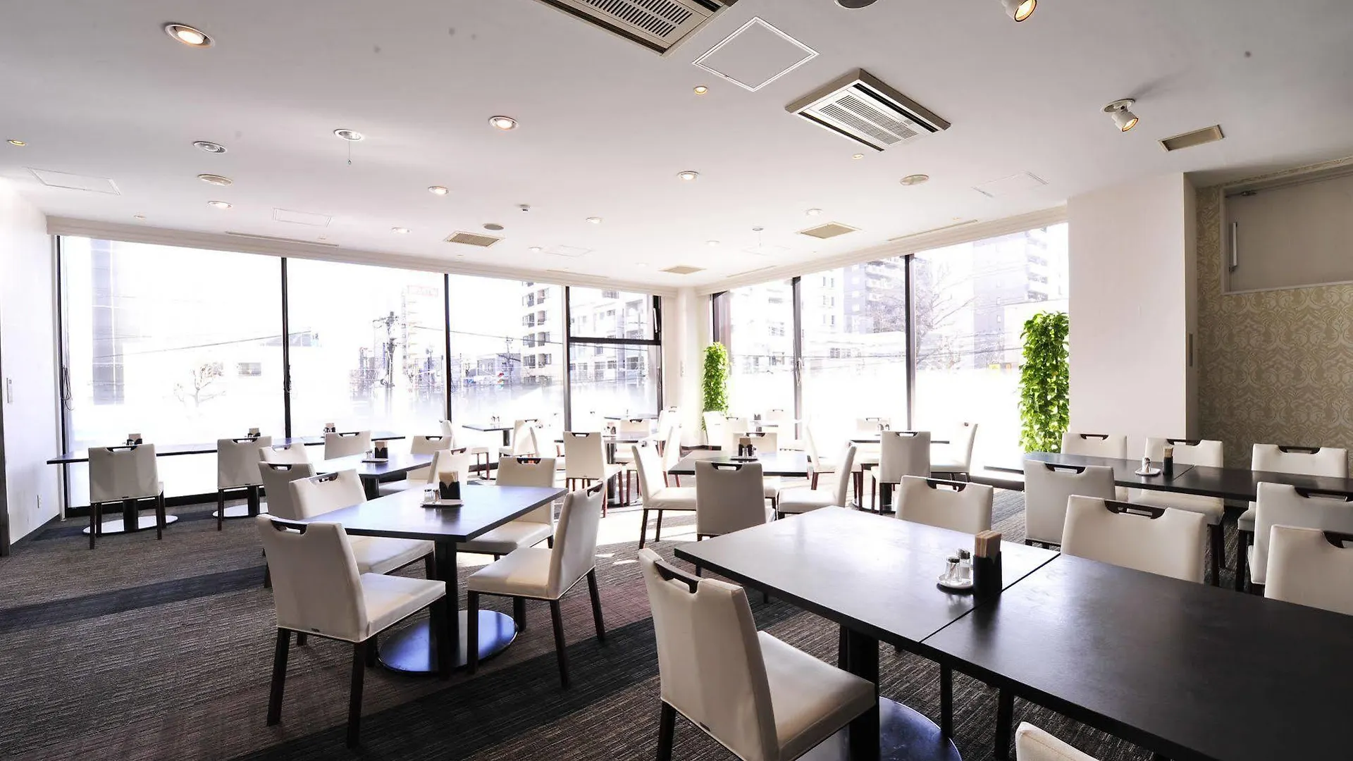 Hotel Global View Sapporo Old Hotel Royal Stay Саппоро